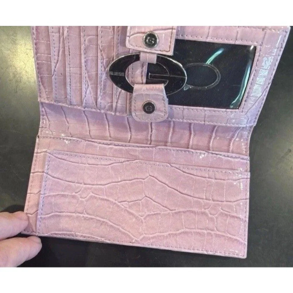 Guess Light Purple Croc Embossed Women's Clutch Wallet With Iconic Silver G